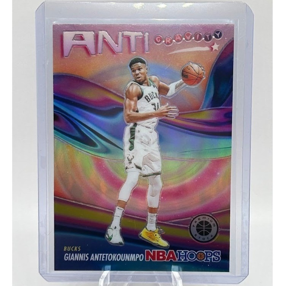 Giannis Antetokounmpo Anti-Gravityā 2023-24 Panini NBA Hoops NBA Milwaukee Bucks